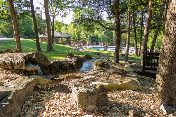 DBR-45_Front-Waterfall-Stream_1555x1037